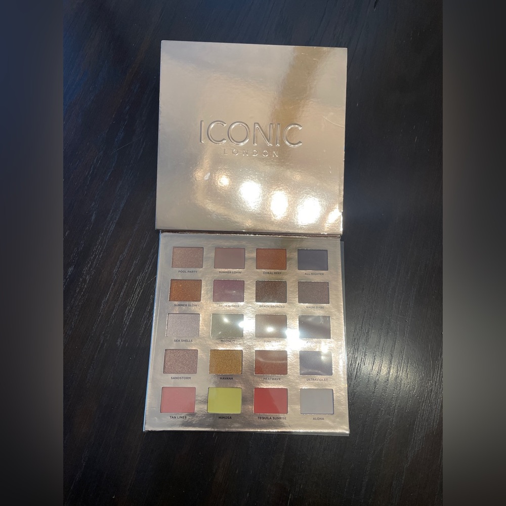 ICONIC London Sunset to Sunrise eyeshadow palette. NIB.